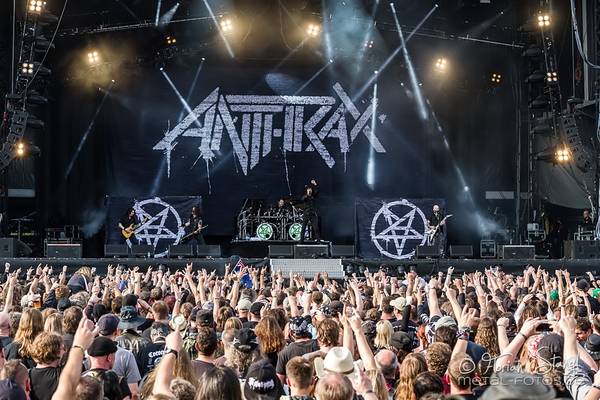 Bild: BANG YOUR HEAD 2014