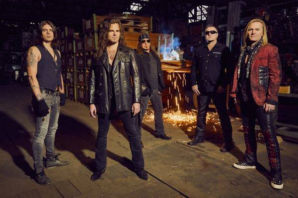 Bild: Bonfire – A Night With Rock Legends – Live in Fürth!