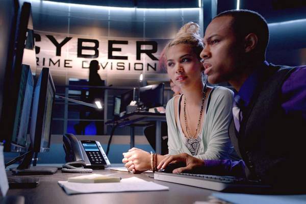 Bild: CSI: CYBER - Staffel 1
