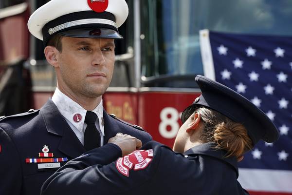 Bild: Chicago Fire – Staffel 6