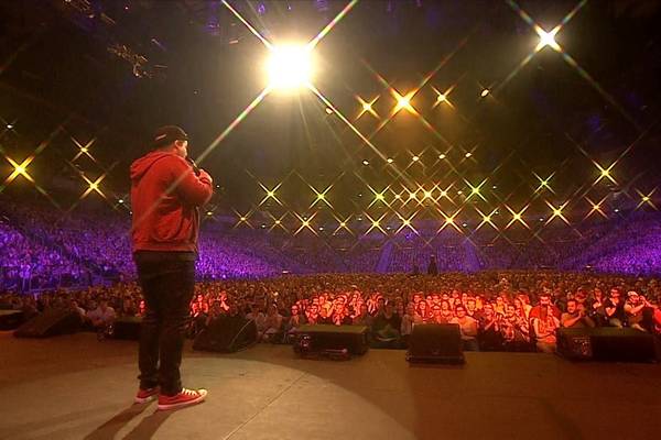 Bild: Chris Tall – Selfie von Mutti! – Wenn Eltern cool sein wollen…