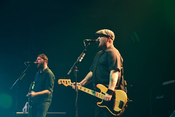Bild: DROPKICK MURPHYS | THE MAHONES | BLOOD OR WHISKEY | BRIAN McPHERSON