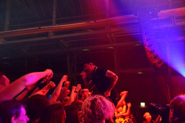 Bild: DROPKICK MURPHYS | THE MAHONES | BLOOD OR WHISKEY | BRIAN McPHERSON