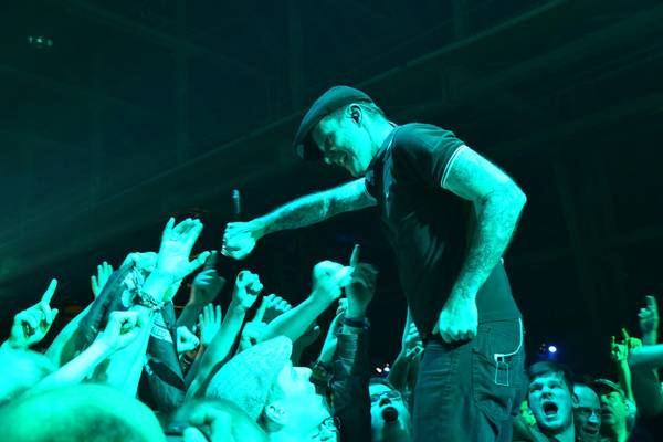 Bild: DROPKICK MURPHYS | THE MAHONES | BLOOD OR WHISKEY | BRIAN McPHERSON