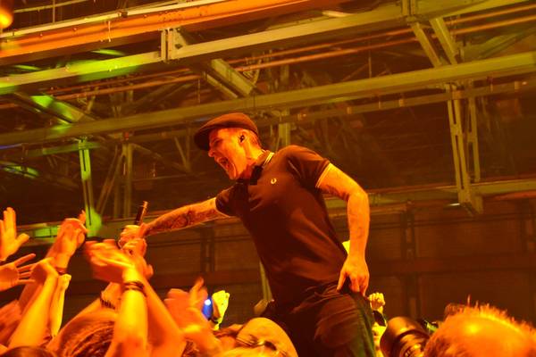 Bild: DROPKICK MURPHYS | THE MAHONES | BLOOD OR WHISKEY | BRIAN McPHERSON