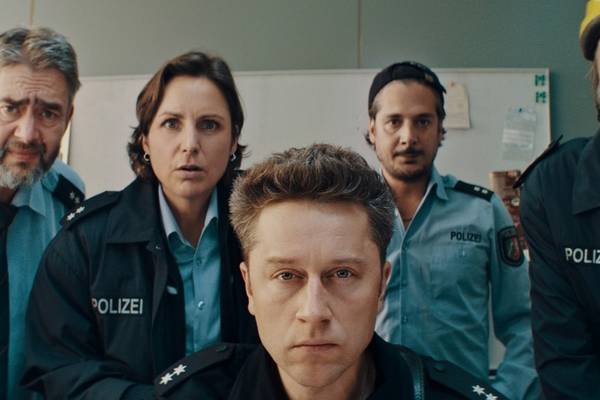 Bild: Faking Bullshit – Krimineller als die Polizei erlaubt