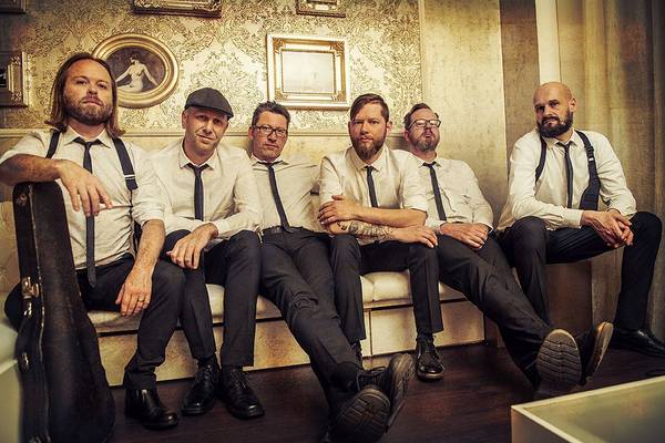 Bild: Fiddler’s Green – Devil’s Dozen