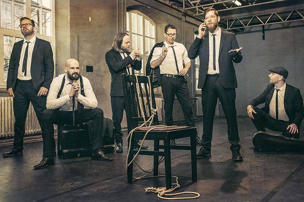 Bild: Fiddler’s Green – Devil’s Dozen