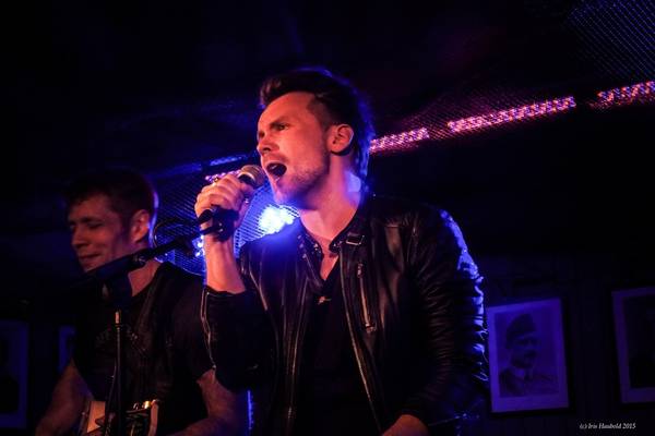 Bild: LEVERAGE (Acoustic Duo)