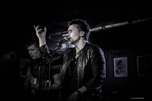 Bild: LEVERAGE (Acoustic Duo)