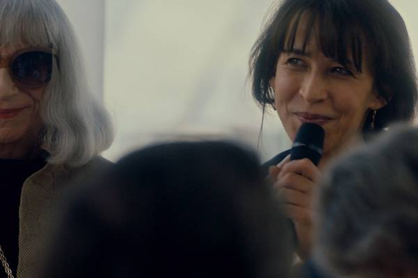 Bild: Mrs. Mills von nebenan