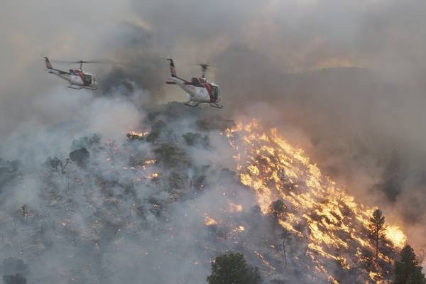 Bild: No Way Out – Gegen die Flammen