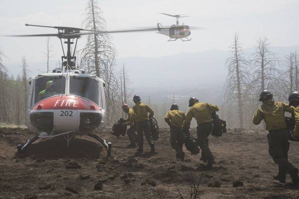 Bild: No Way Out – Gegen die Flammen