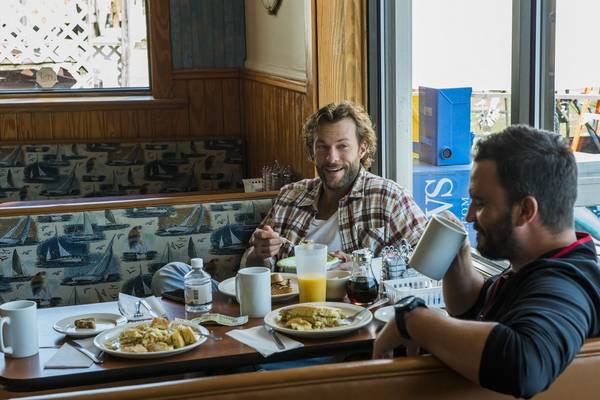 Bild: Six – Staffel 1