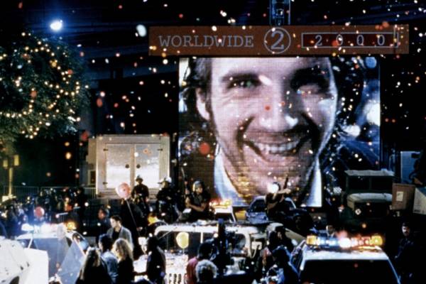 Bild: Strange Days – 20th Anniversary Edition