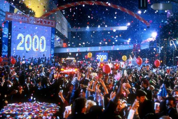Bild: Strange Days – 20th Anniversary Edition