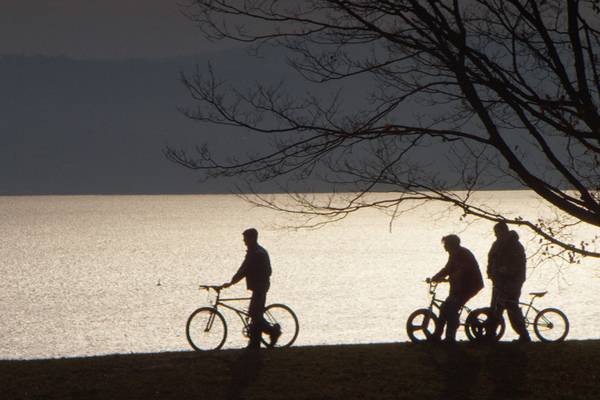 Bild: Super Dark Times