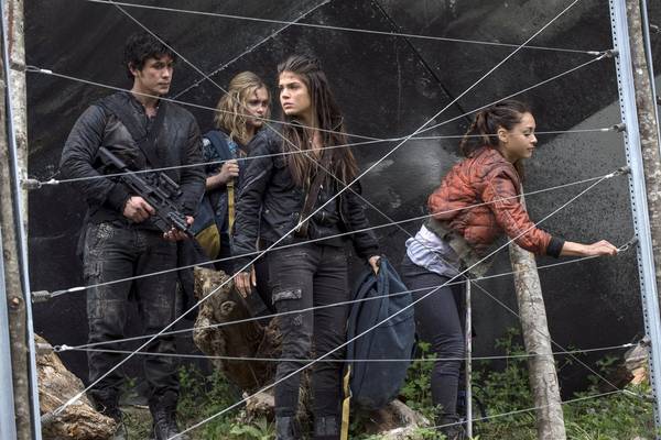 Bild: THE 100 – STAFFEL 2