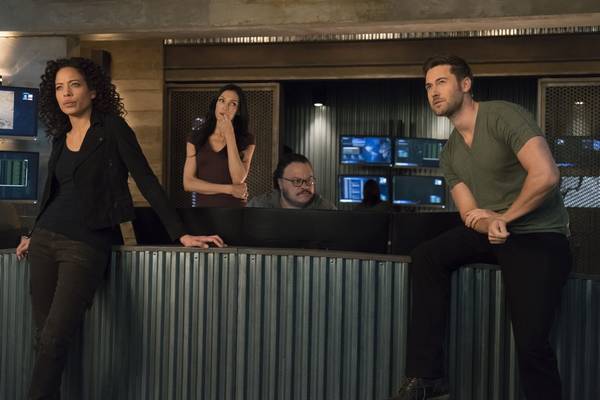 Bild: The Blacklist: Redemption – Staffel 1