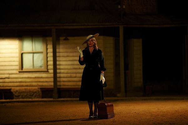 Bild: THE DRESSMAKER