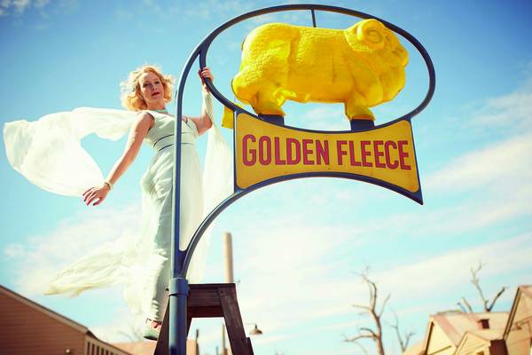 Bild: THE DRESSMAKER