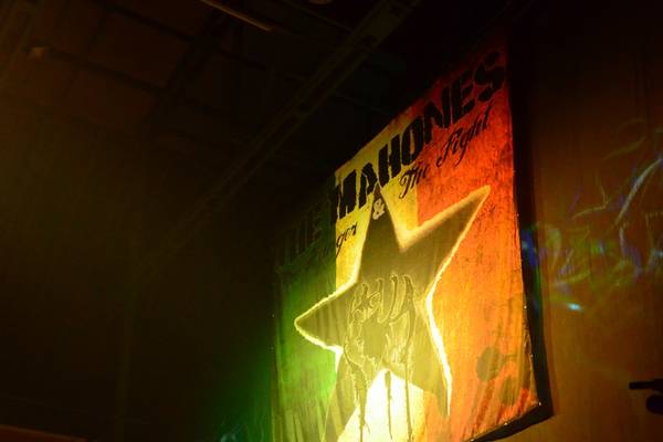 Bild: DROPKICK MURPHYS | THE MAHONES | BLOOD OR WHISKEY | BRIAN McPHERSON