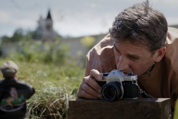 Bild: Willkommen in Marwen