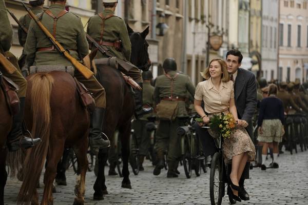 Bild: World On Fire - Staffel 1