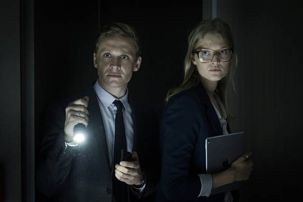 Bild: You Are Wanted – Staffel 1