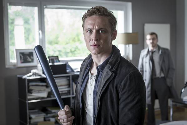 Bild: You Are Wanted – Staffel 1