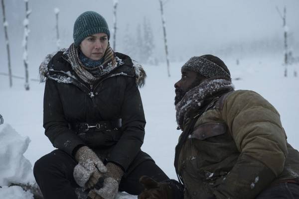 Bild: Zwischen zwei Leben – The Mountain Between Us